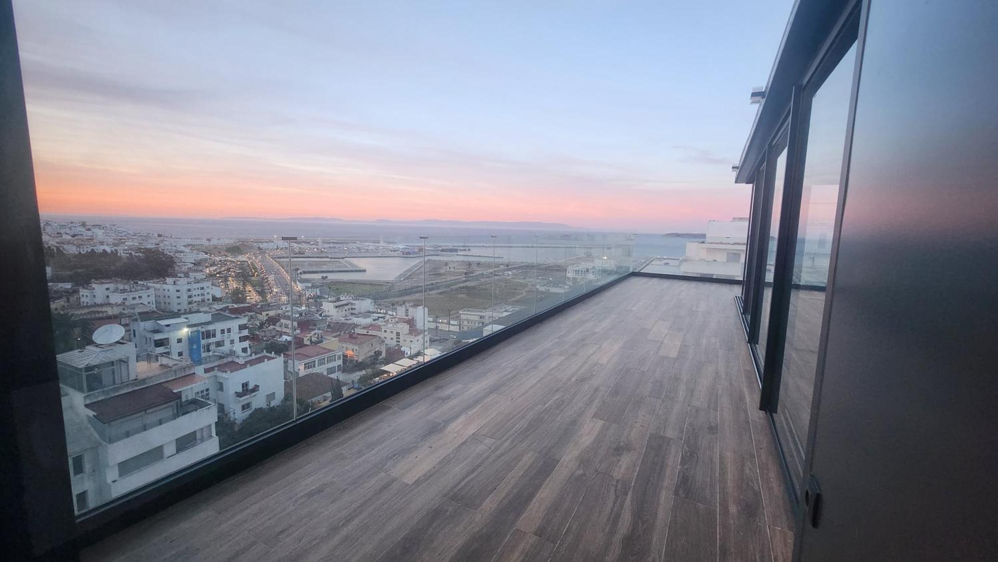 Magnifique Penthouse 160M2 Terrasse 90M2 Vue Mer Tânger Exterior foto